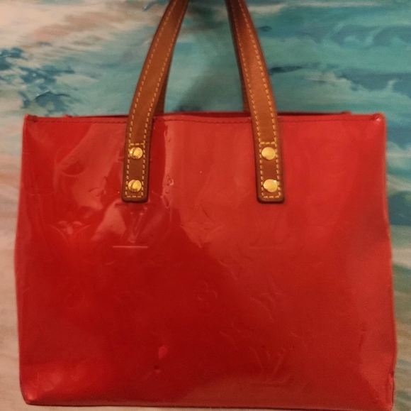 Louis Vuitton Reade Red Vernis PM Mini Tote with Dust Bag! - Picture 4 of 16